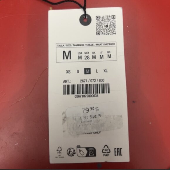 Zara sweatshirts with Diamond-studded collar (size: M) - Picture 8 of 8